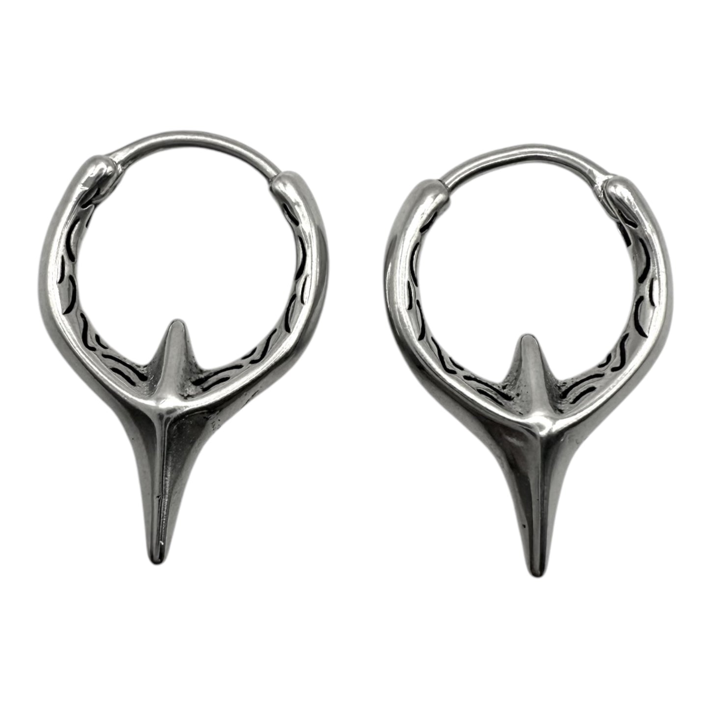 Void Claw – Edelstahl-Creolen (Paar)