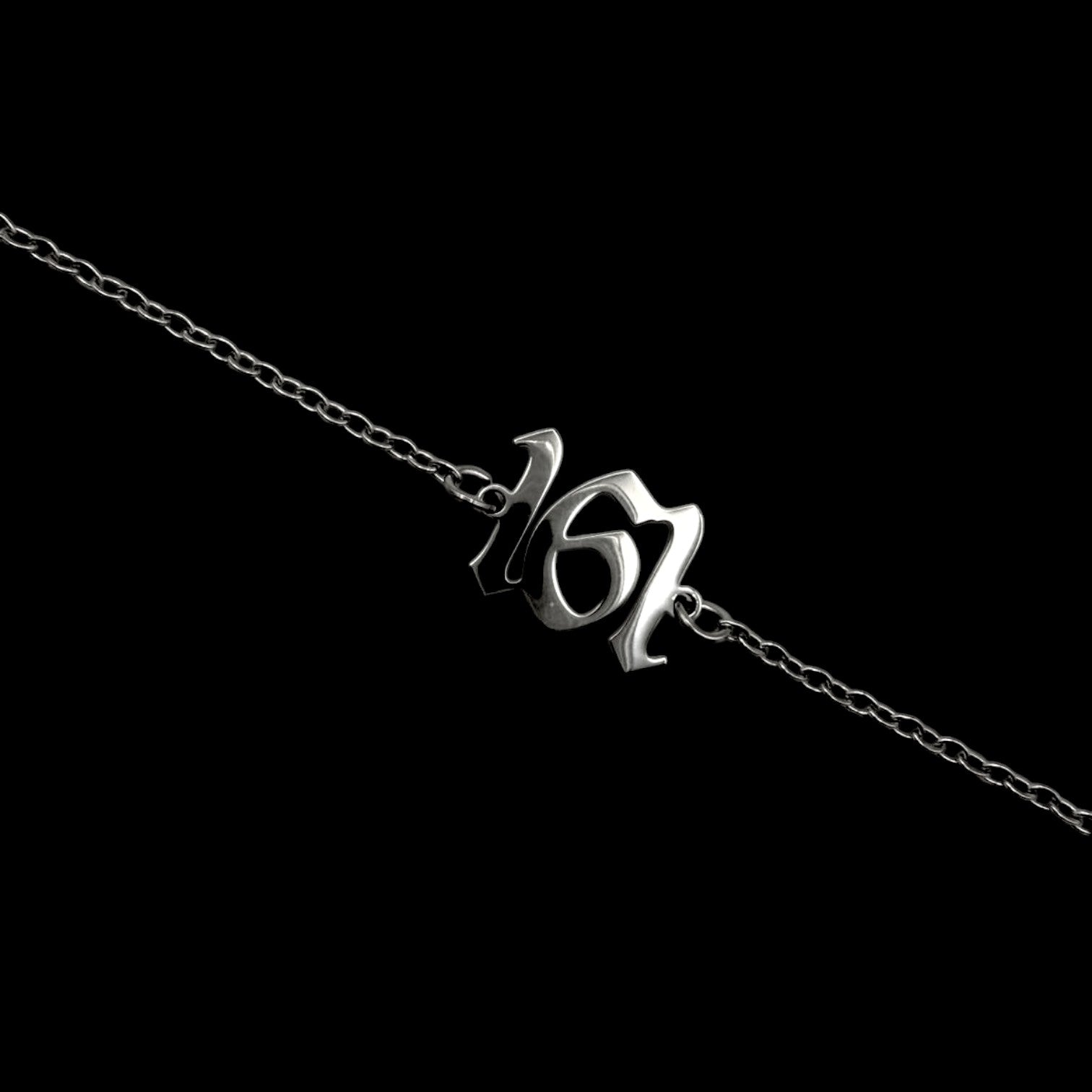 161 ANTIFA STATEMENT ARMBAND