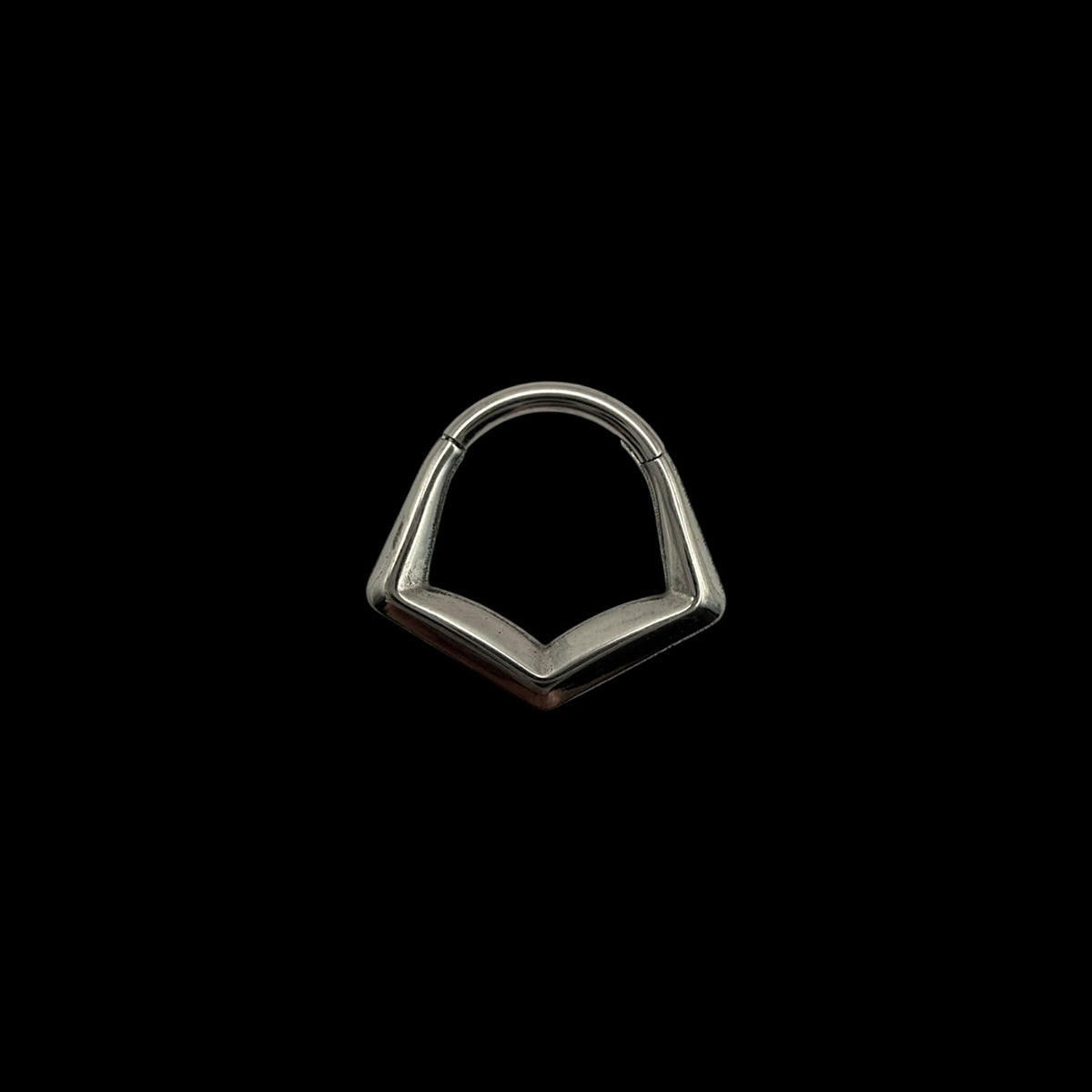 CHEVRON RING